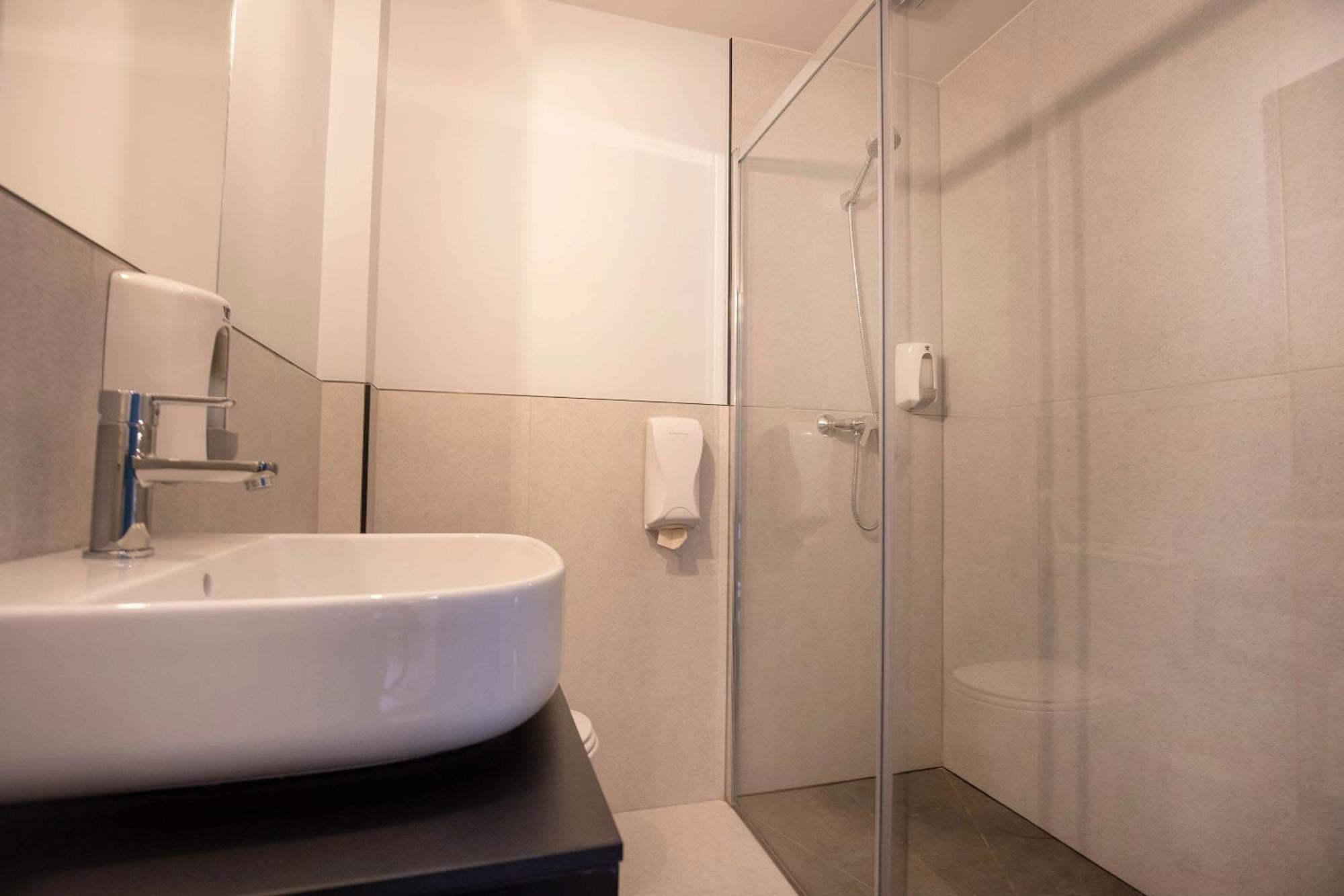Font Andorra Hostel 马萨纳 外观 照片